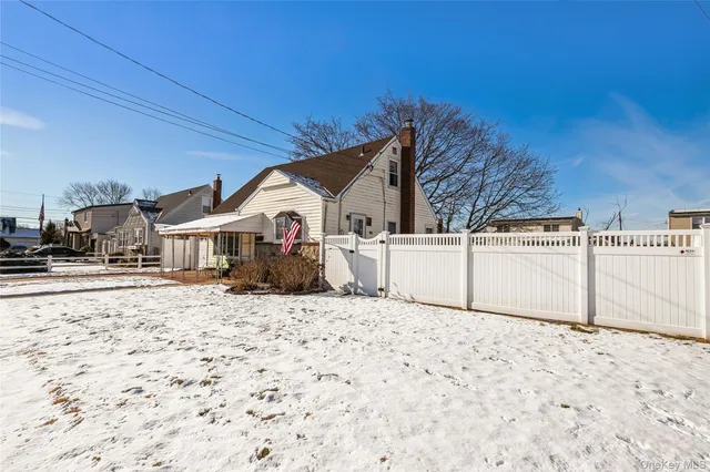 $649,000 | 5 Scherer Street, Bethpage, NY 11714