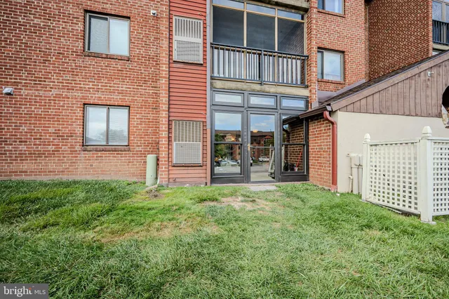 $199,000 | 3600 Rustic Lane, Unit 211, Wilmington, DE 19808