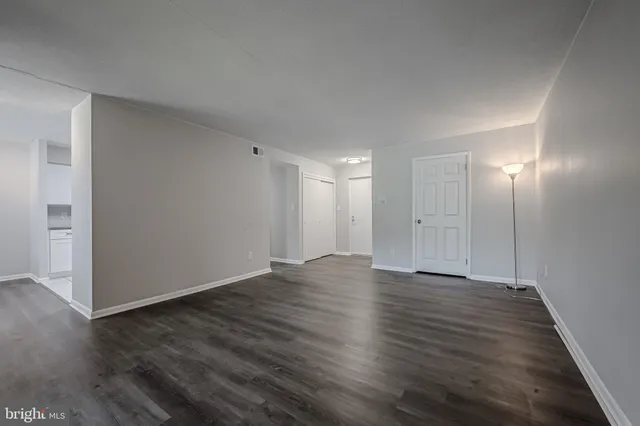 $199,000 | 3600 Rustic Lane, Unit 211, Wilmington, DE 19808