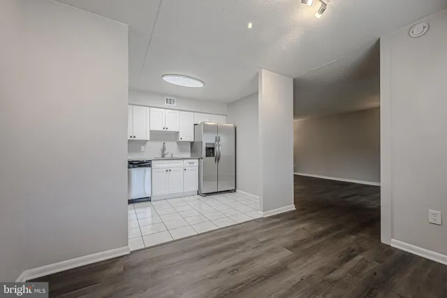 $199,000 | 3600 Rustic Lane, Unit 211, Wilmington, DE 19808