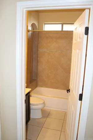 $1,995 | 1322 Oriole Court, San Antonio, TX 78245