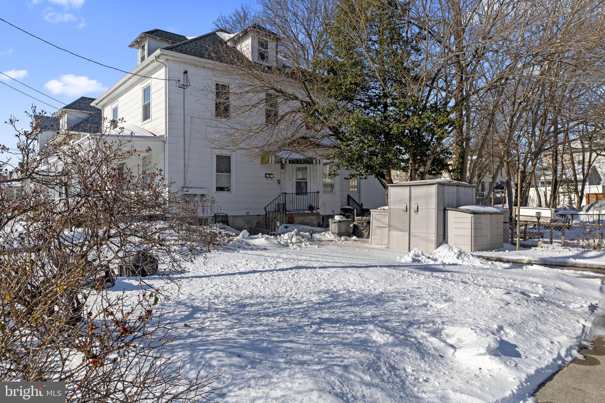 400 Burlington Avenue Delanco, NJ 08075 - Photo 5 of 34 Backyard