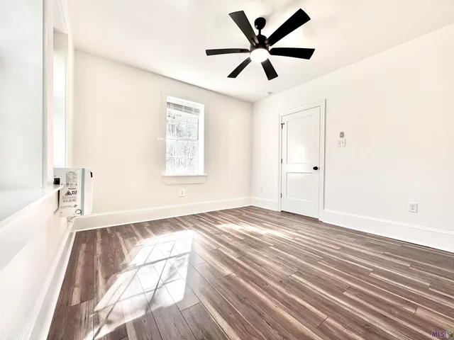 $1,395 | 3645-3647 Gladiola Street, Unit 4, Baton Rouge, LA 70808