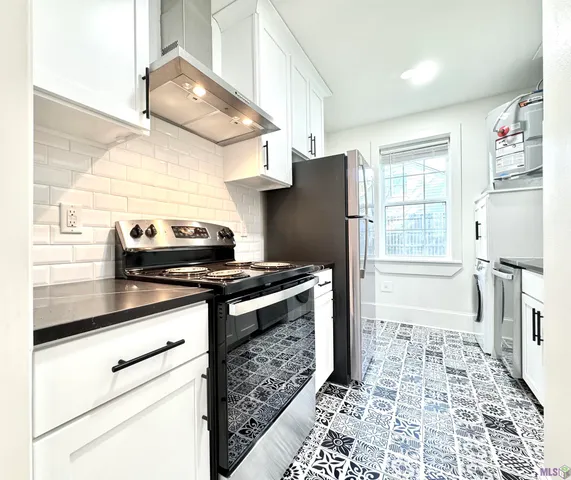 $1,395 | 3645-3647 Gladiola Street, Unit 4, Baton Rouge, LA 70808