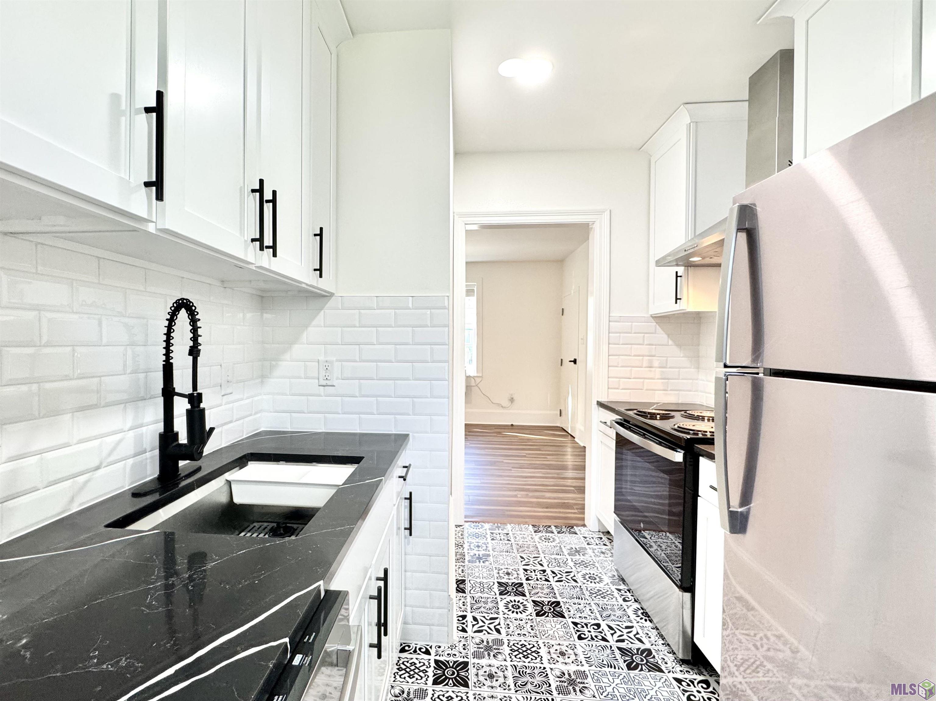 3645-3647 Gladiola Street, Unit 4 Baton Rouge, LA 70808 - Photo 8 of 15