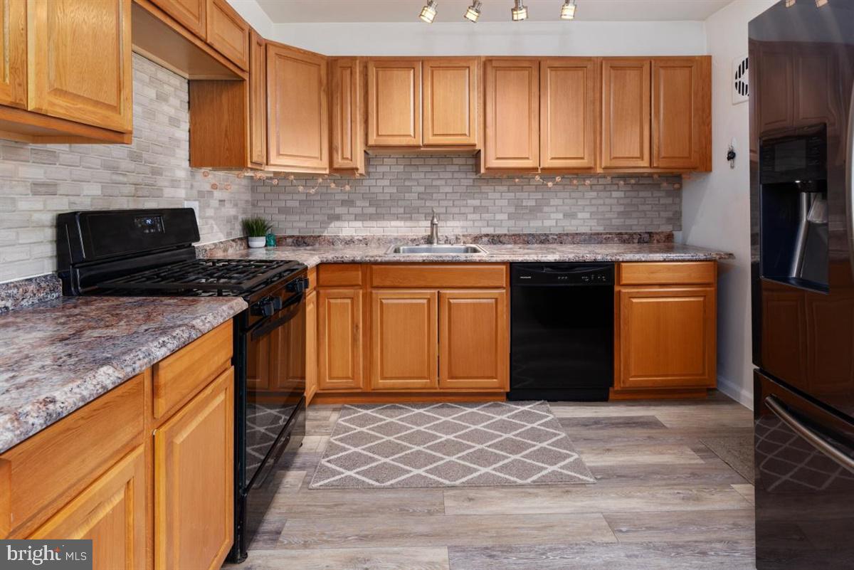 9762 Matzon Road Baltimore, MD 21220 - Photo 11 of 29