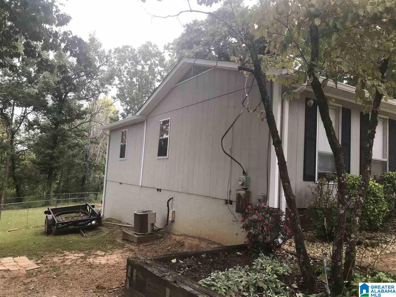 5919 Creekwood Road Birmingham, AL 35210 - Photo 3 of 25