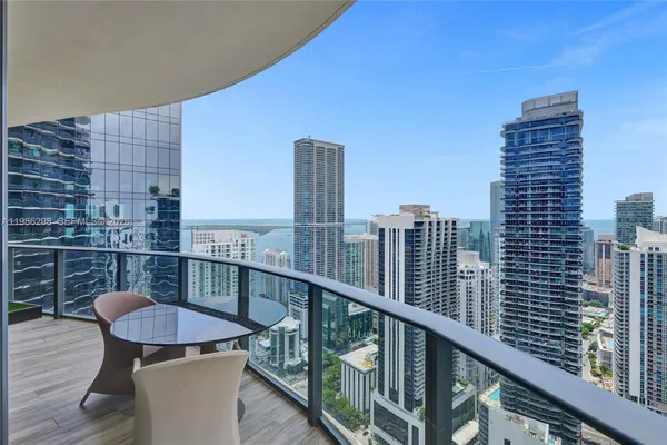 $14,000 | 801 South Miami Avenue, Unit 4901, Miami, FL 33131