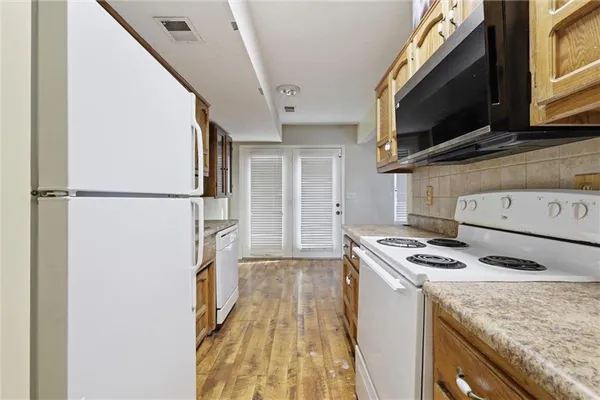 $175,000 | 8749 Northwest 82nd Street, Kansas City, MO 64152