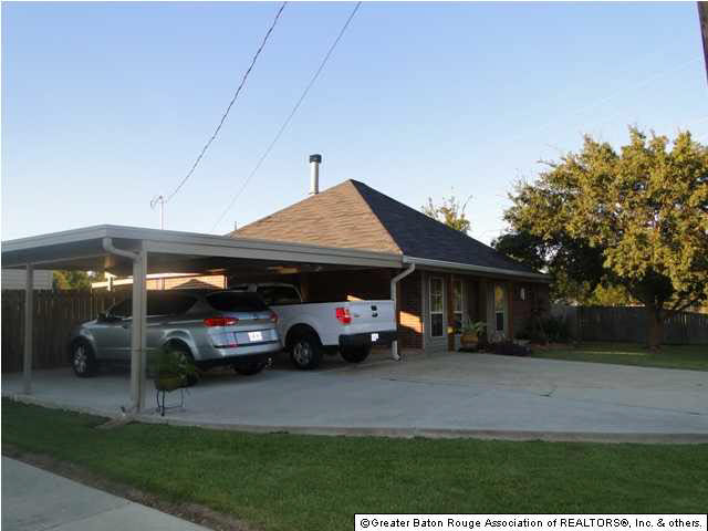38284 Charleston Road Prairieville, LA 70769 - Photo 2 of 20 Gallery Image 2