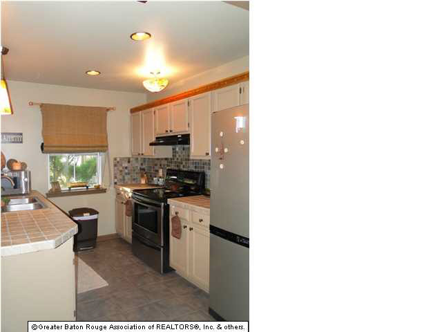 38284 Charleston Road Prairieville, LA 70769 - Photo 4 of 20 Gallery Image 4