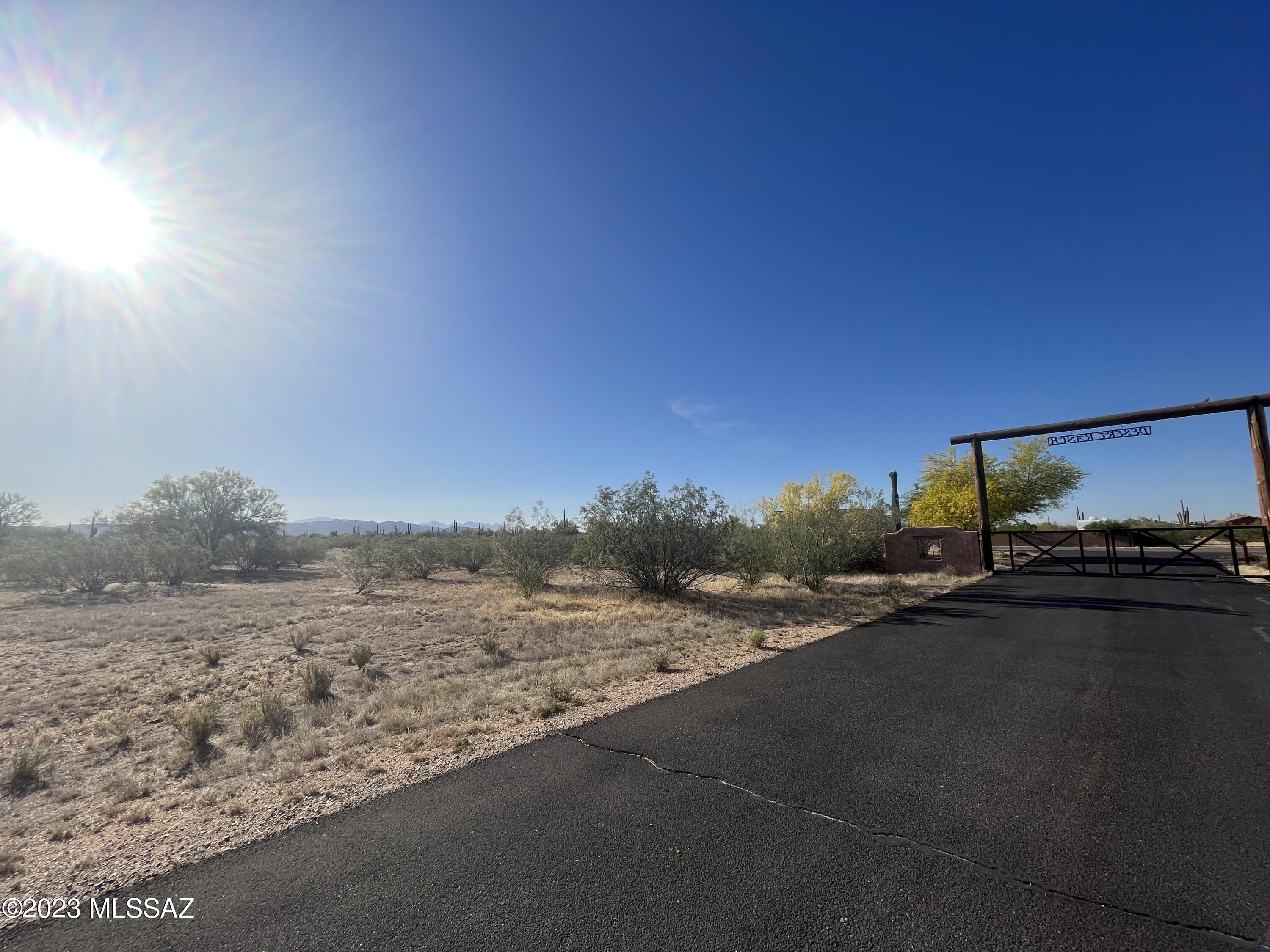South Desert Ranch Way, Unit K Marana, AZ 85658 - Photo 3 of 10 Gallery Image 3