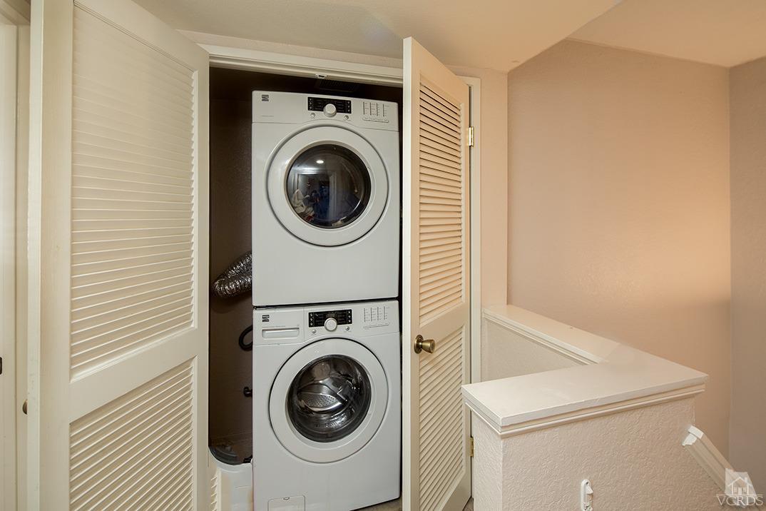 1175 Fitzgerald Road, Unit A Simi Valley, CA 93065 - Photo 12 of 16 a utility room with dryer and washer