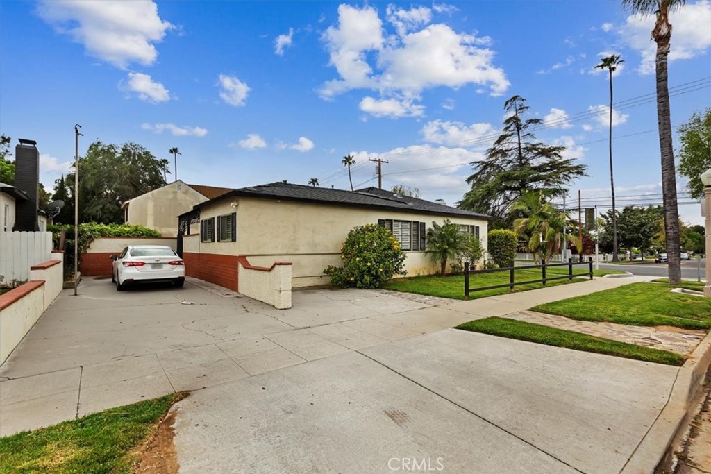 4910 Brockton Avenue Riverside, CA 92506 - Photo 4 of 35 Side of the Home
