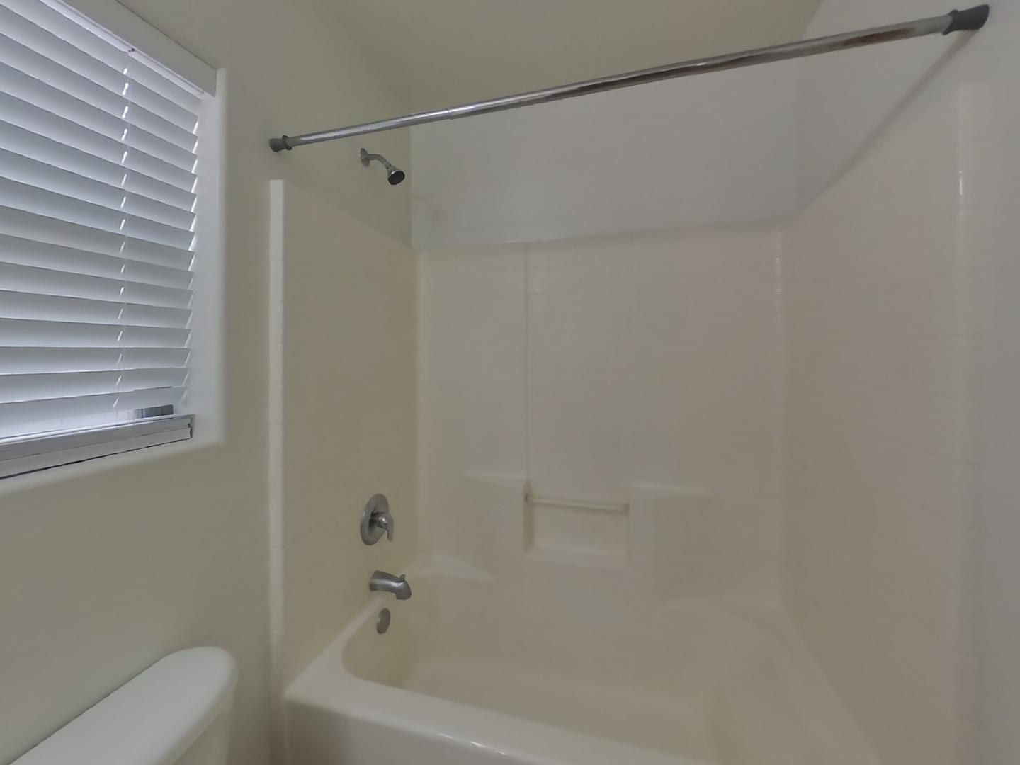 3728 West Fremont Rd. Phoenix, AZ 85041 - Photo 8 of 15 Photo #8