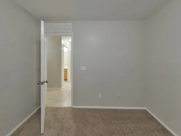 $1,959 | 3728 West Fremont Rd., Phoenix, AZ 85041