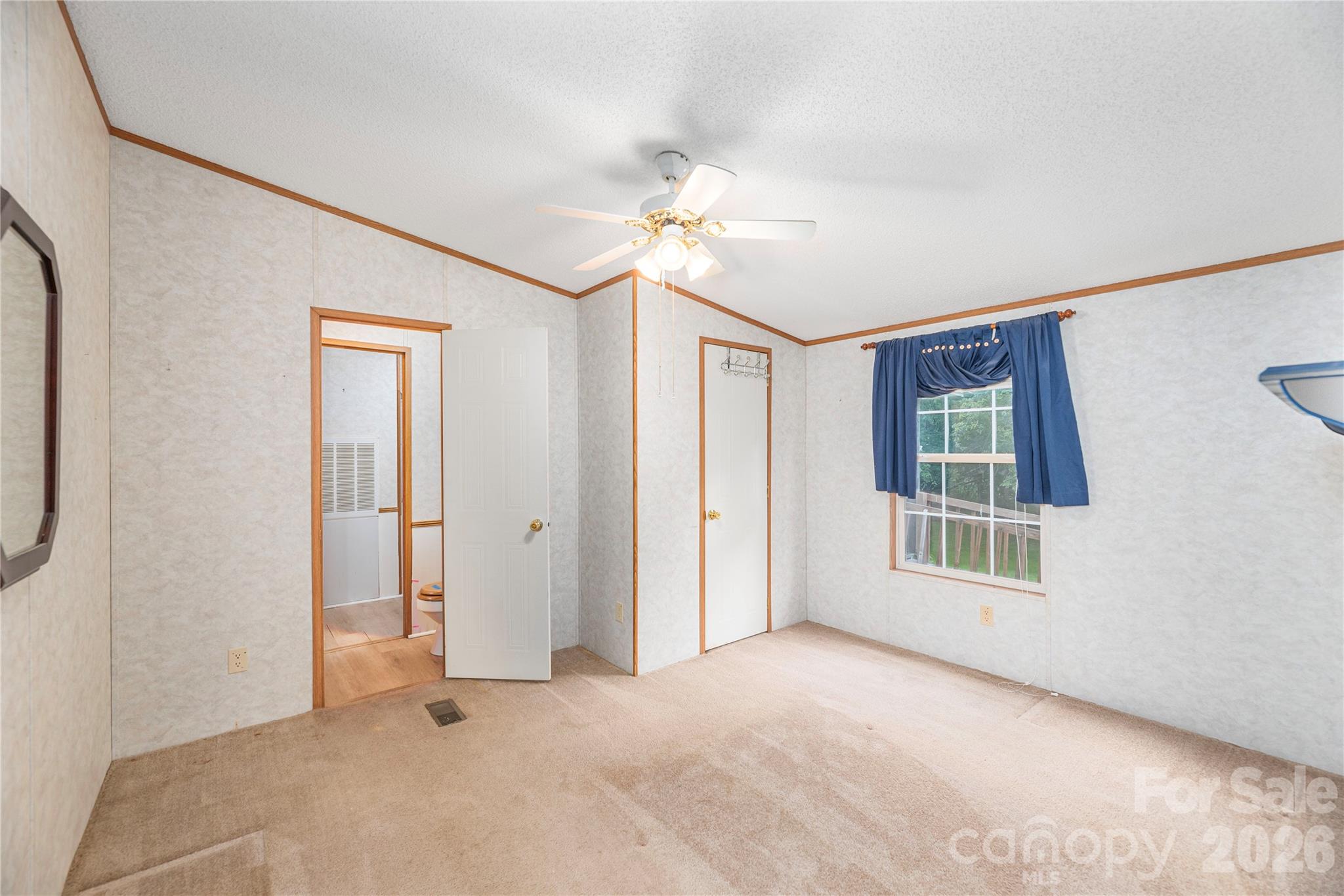 992 Brickyard Road Horse Shoe, NC 28742 - Photo 16 of 27
