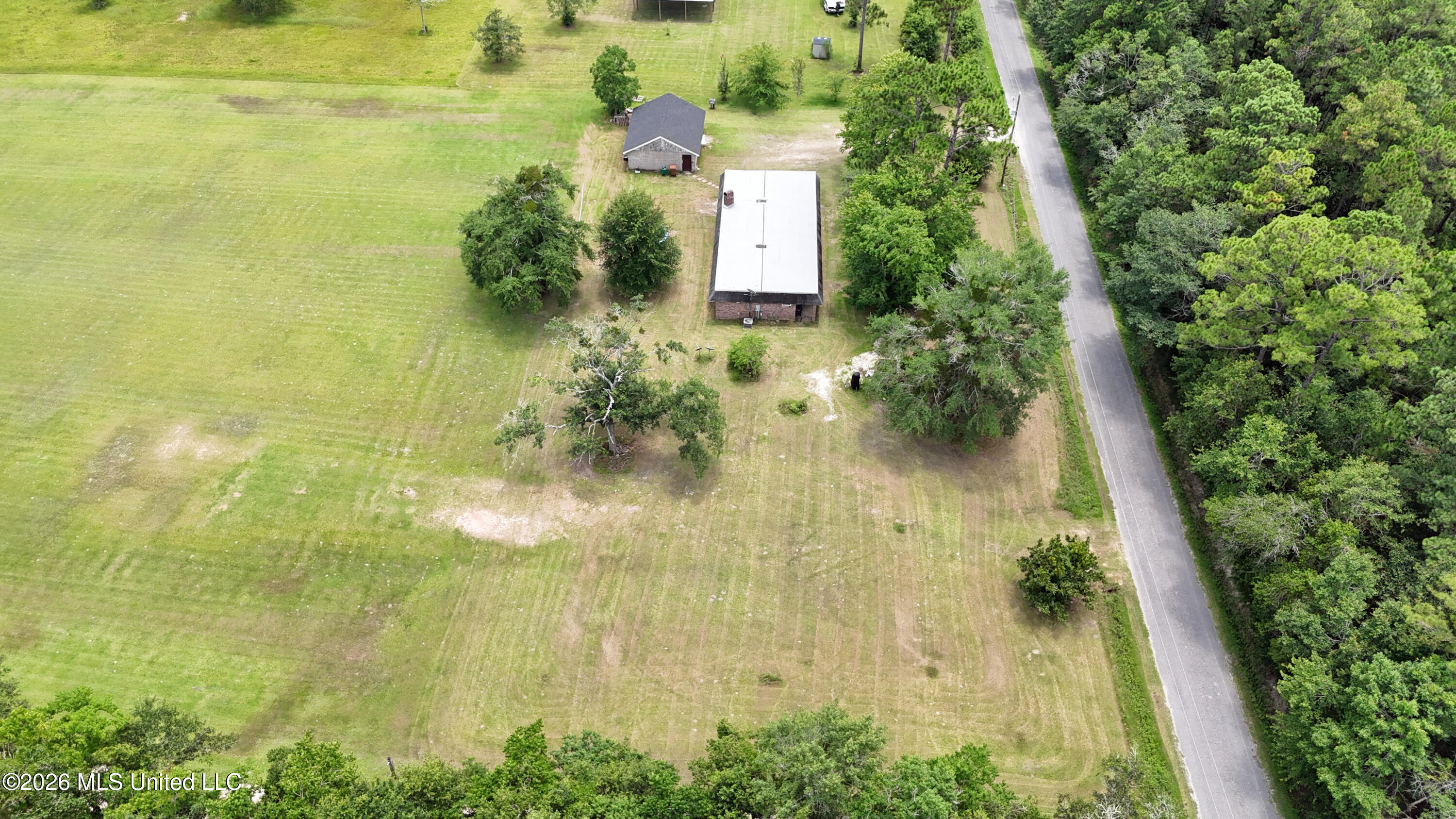 7374 Thompson Road Long Beach, MS 39560 - Photo 24 of 25 023