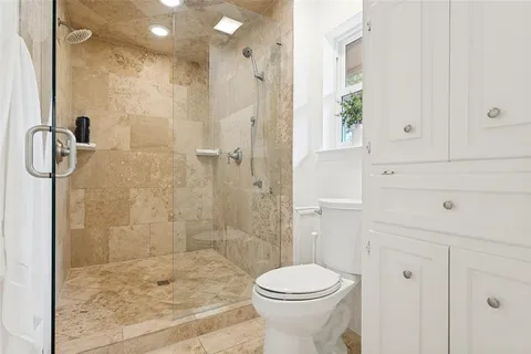 $675,000 | 9517 Fallbrook Drive, Dallas, TX 75243