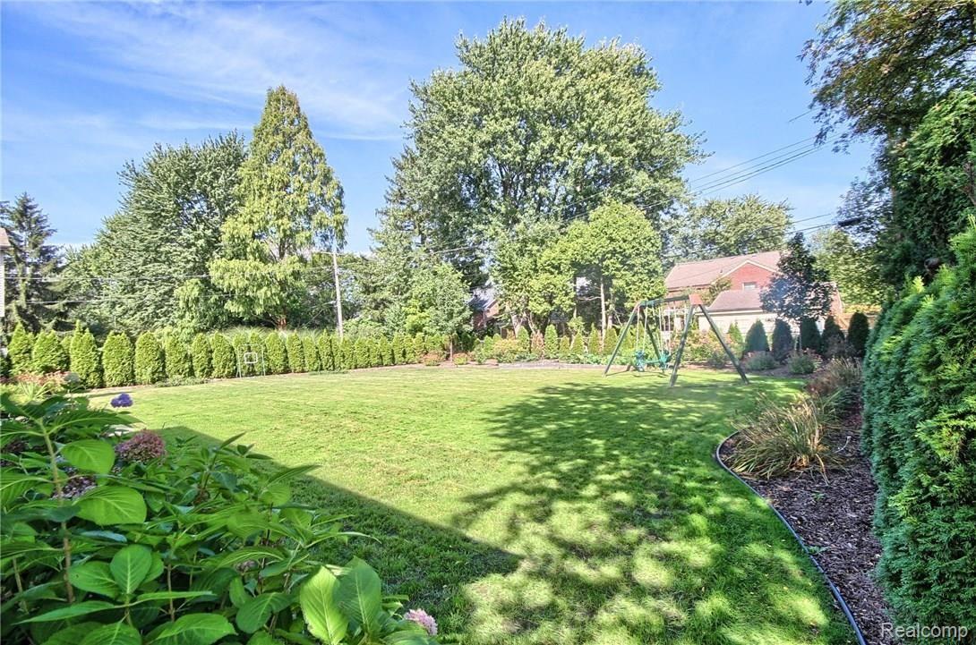 1014 Audubon Road Grosse Pointe, MI 48230 - Photo 25 of 27 Backyard.jpg