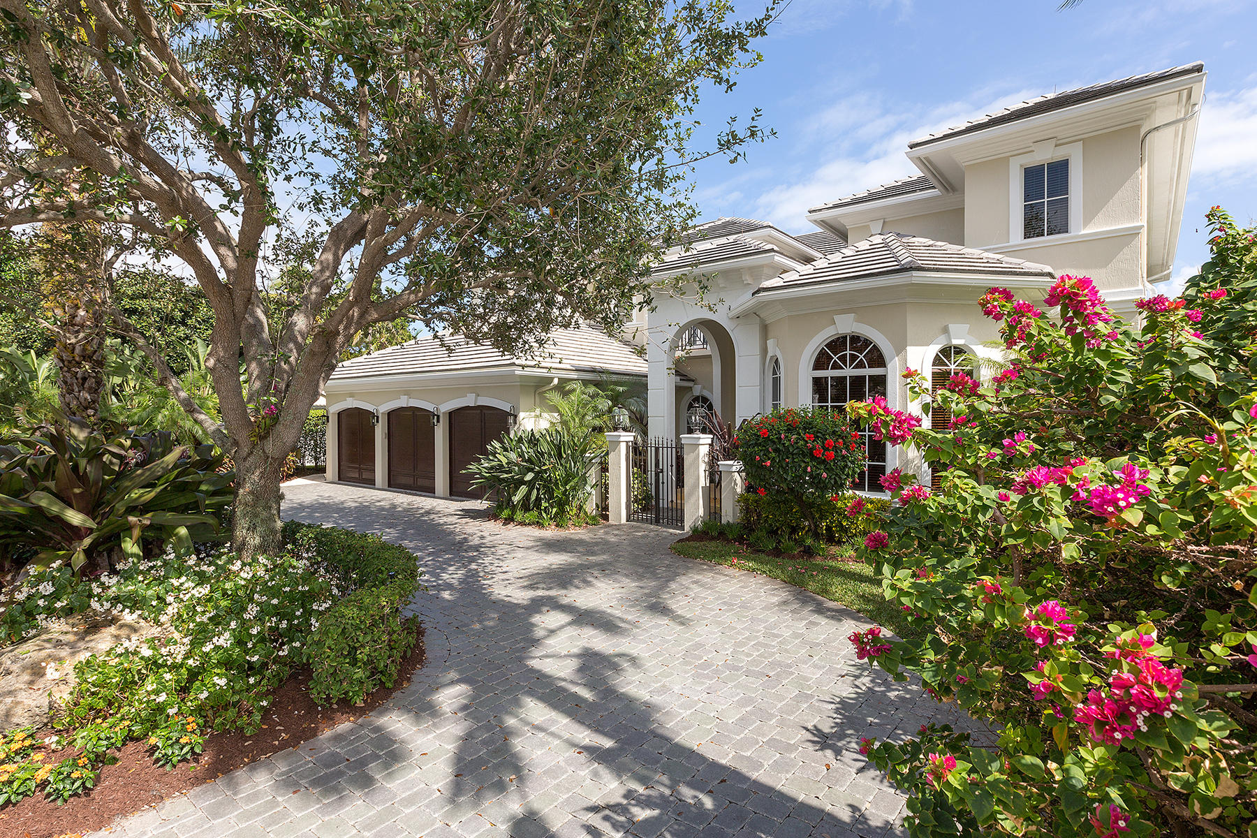 2296 Date Palm Road Boca Raton, FL 33432 - Photo 2 of 69 03_FrontExterior2