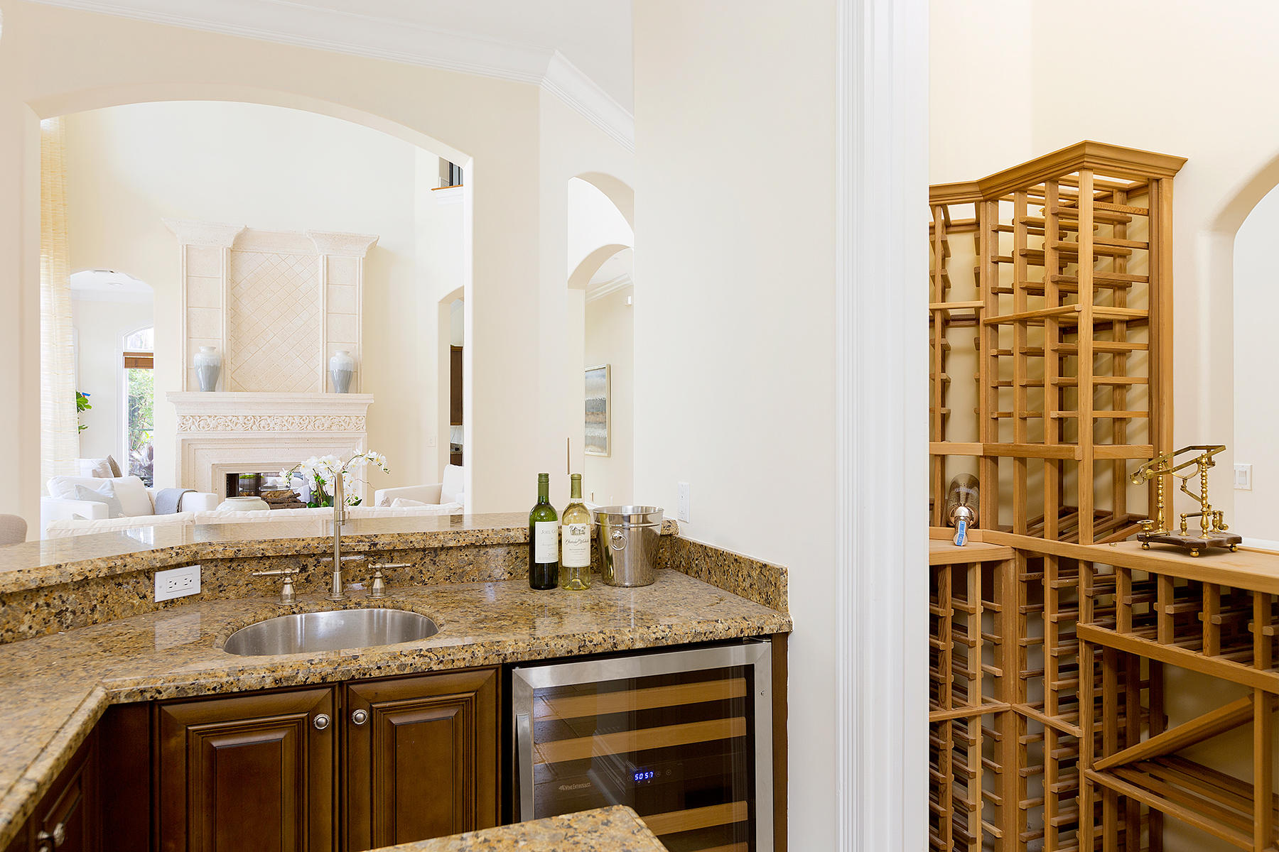 2296 Date Palm Road Boca Raton, FL 33432 - Photo 26 of 69 16_Bar