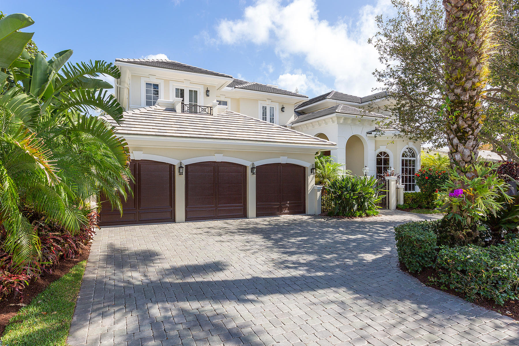2296 Date Palm Road Boca Raton, FL 33432 - Photo 3 of 69 07_FrontExterior5