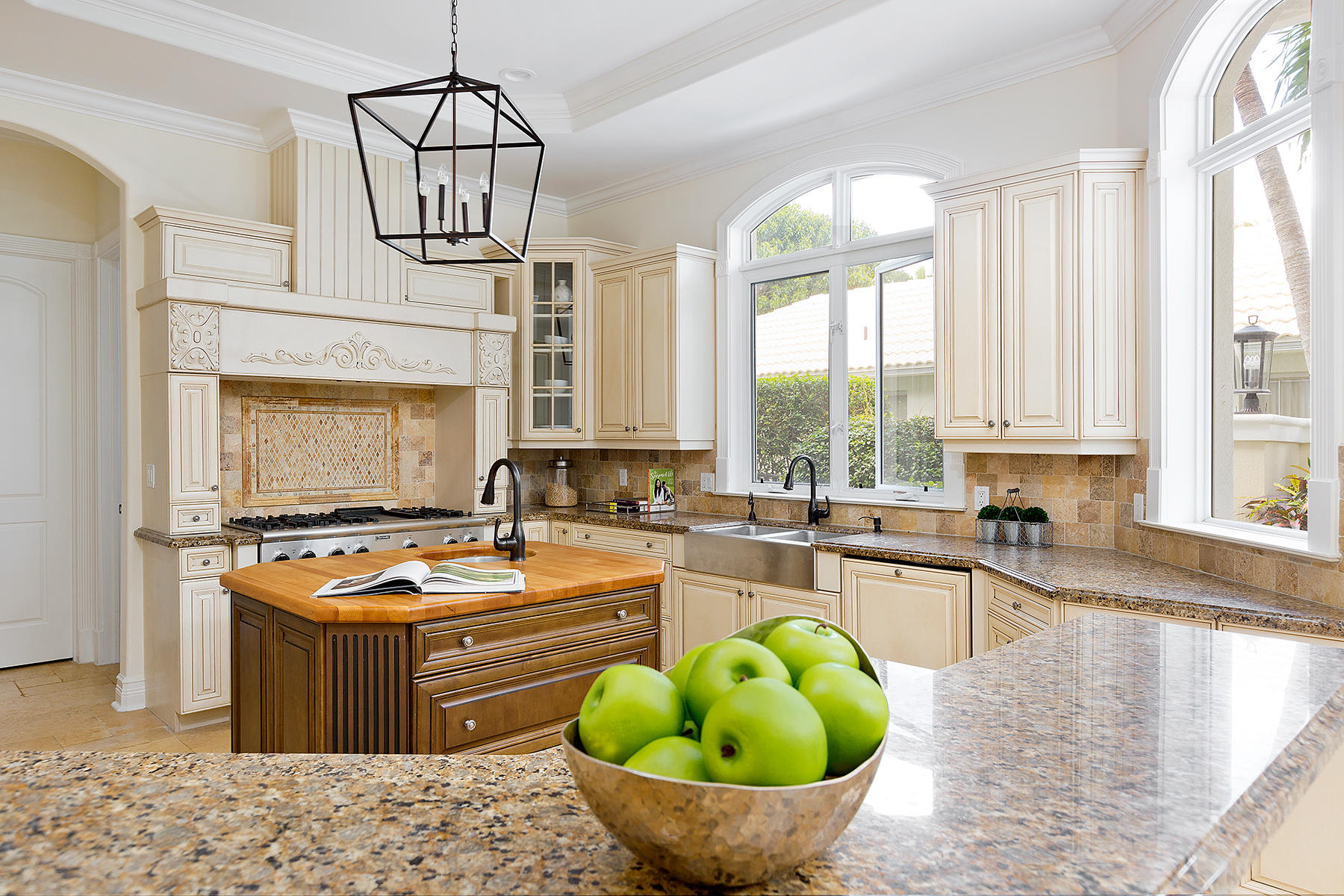 2296 Date Palm Road Boca Raton, FL 33432 - Photo 36 of 69 24_Kitchen_2