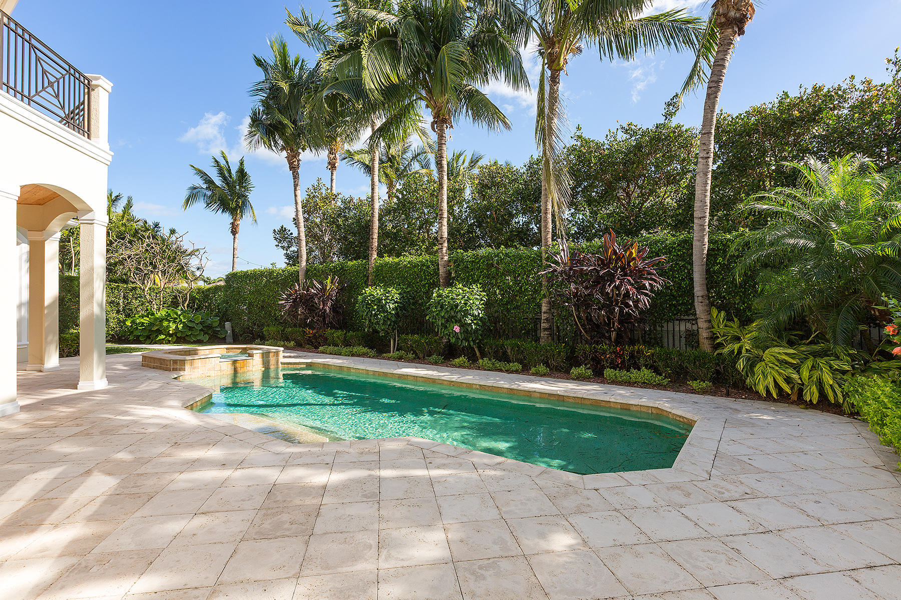 2296 Date Palm Road Boca Raton, FL 33432 - Photo 63 of 69 51_Pool2