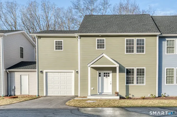 $450,000 | 205 Winding Hollow Road, Groton, CT 06340