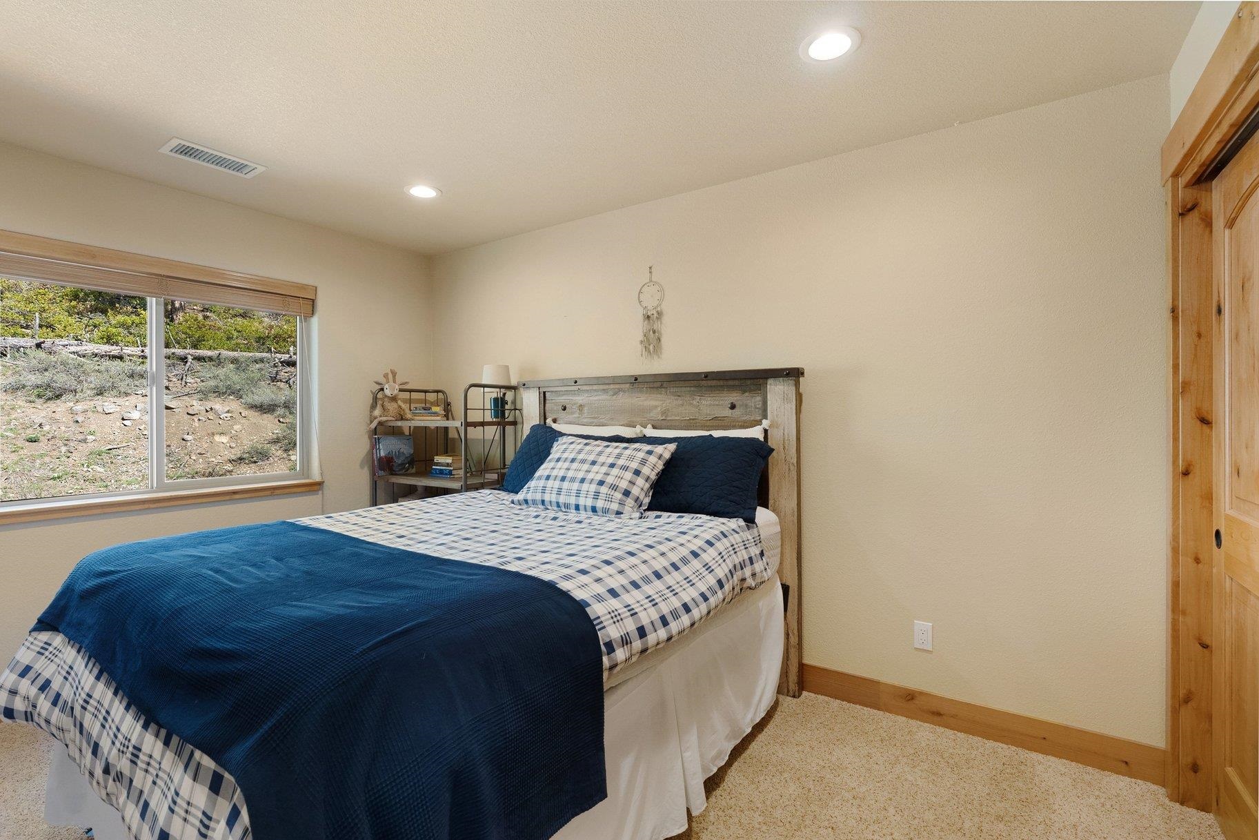 15224 Reed Avenue West Truckee, CA 96161 - Photo 17 of 28