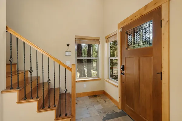 $1,595,000 | 15224 Reed Avenue West, Truckee, CA 96161