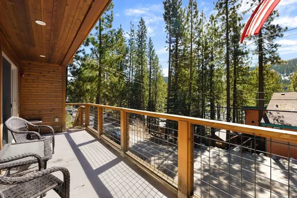 $1,595,000 | 15224 Reed Avenue West, Truckee, CA 96161