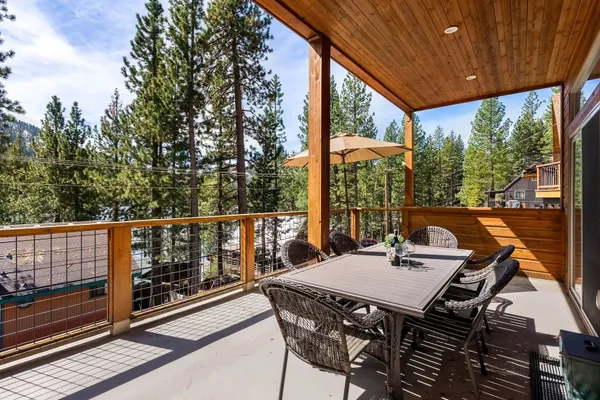 $1,595,000 | 15224 Reed Avenue West, Truckee, CA 96161