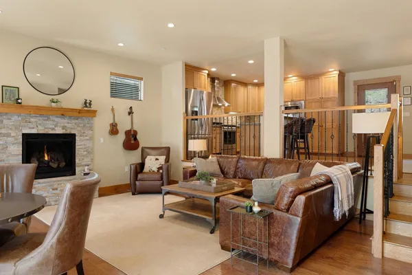 $1,595,000 | 15224 Reed Avenue West, Truckee, CA 96161