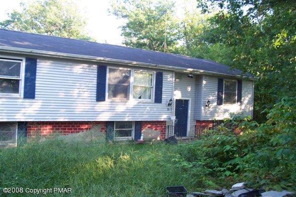 220 Well Road Greeley, PA 18425 - Photo 1 of 1 Main Photo