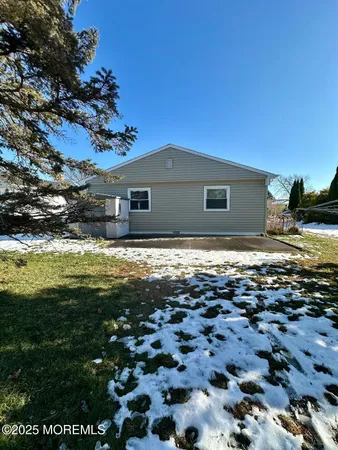 $2,400 | 57 Encinitas Drive, Toms River, NJ 08757