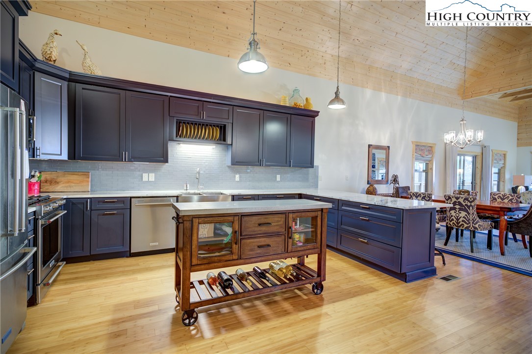 111 Boca Ridge Road Boone, NC 28607 - Photo 11 of 44