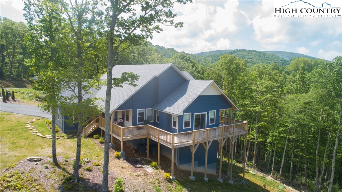 111 Boca Ridge Road Boone, NC 28607 - Photo 43 of 44 a aerial view of a house