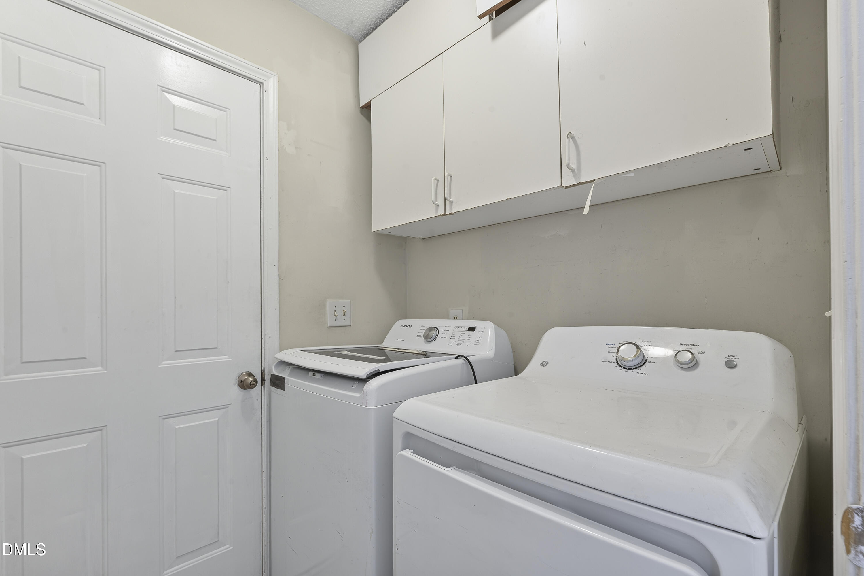 5115 Cardinal Grove Boulevard Raleigh, NC 27616 - Photo 12 of 47 photos_high_resolution_DSC03141