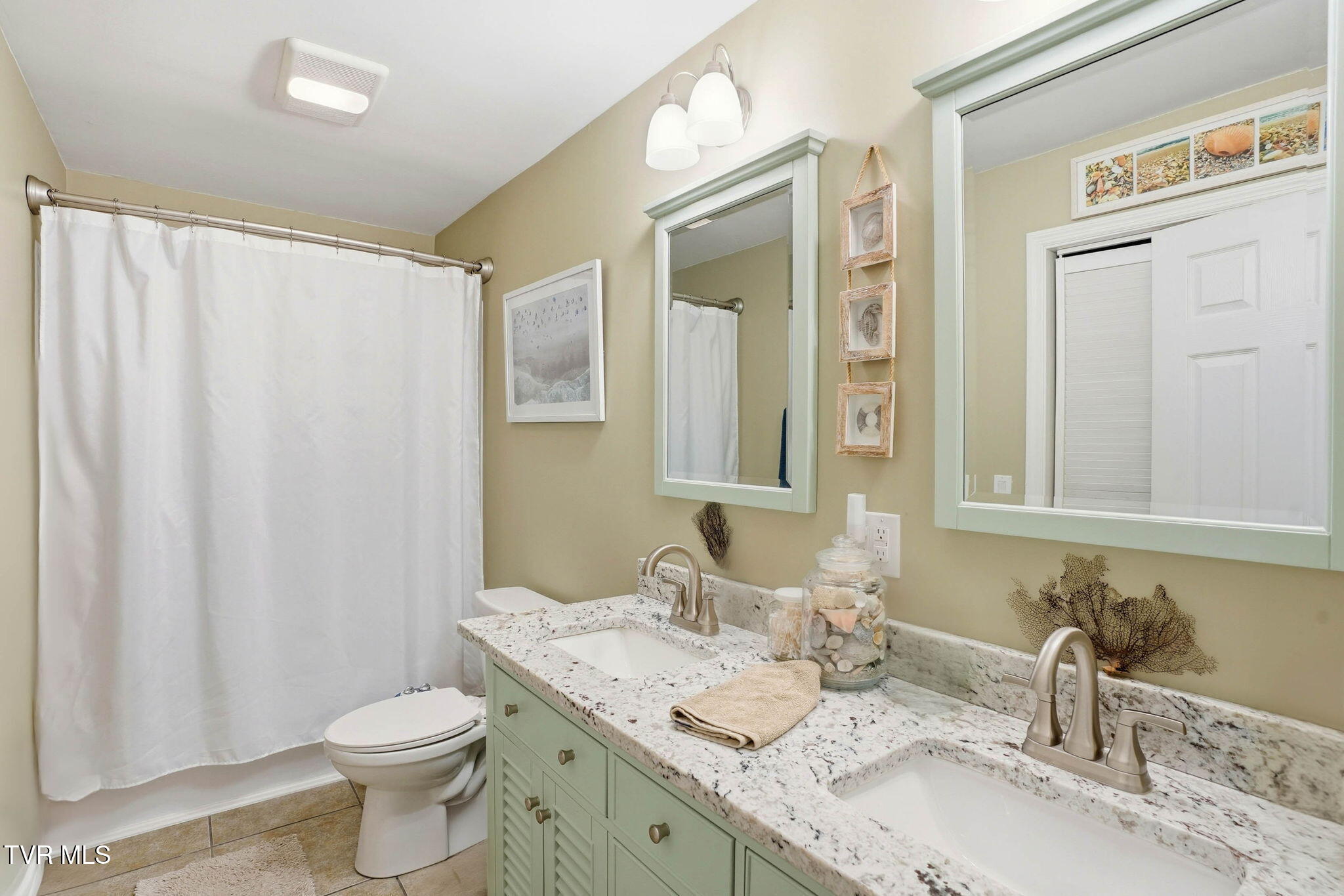 2ND FLOOR BATH