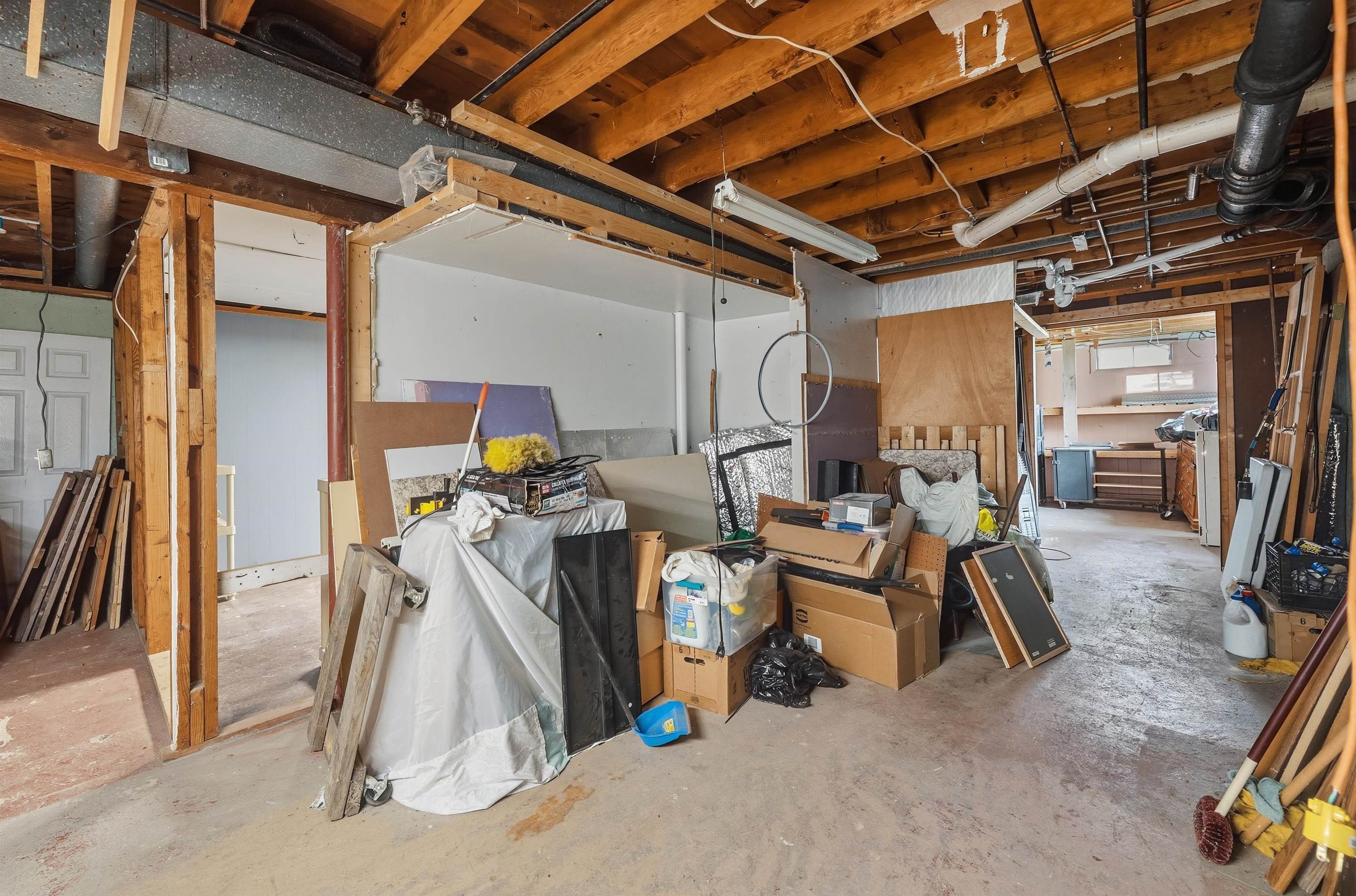 2 Iroquois Road Nashua, NH 03063 - Photo 35 of 36