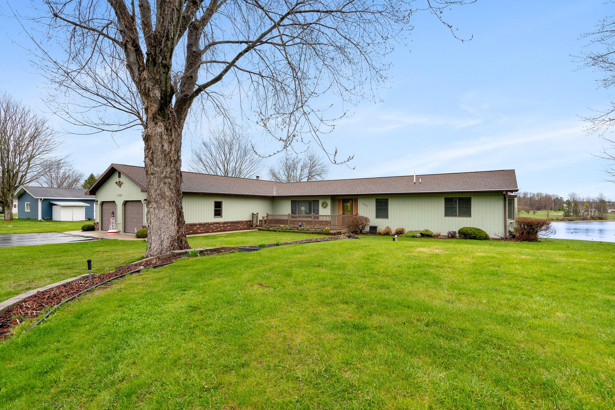 1205 Riviera Drive Cheboygan, MI 49721 - Photo 38 of 59 Gallery Image 38