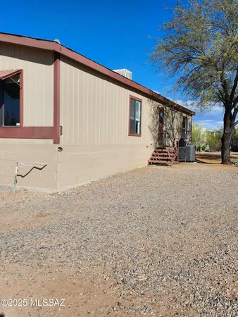 $1,600 | 9800 West Picture Rocks Road, Unit B, Tucson, AZ 85743