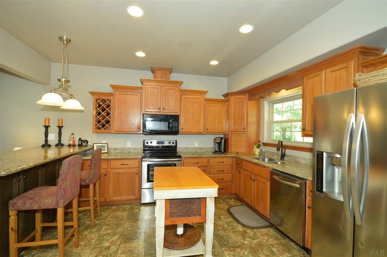 5611 Rolyat Road Pace, FL 32571 - Photo 14 of 46 Gallery Image 14