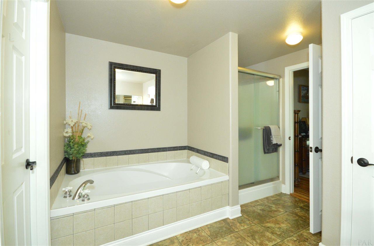 5611 Rolyat Road Pace, FL 32571 - Photo 21 of 46 Gallery Image 21
