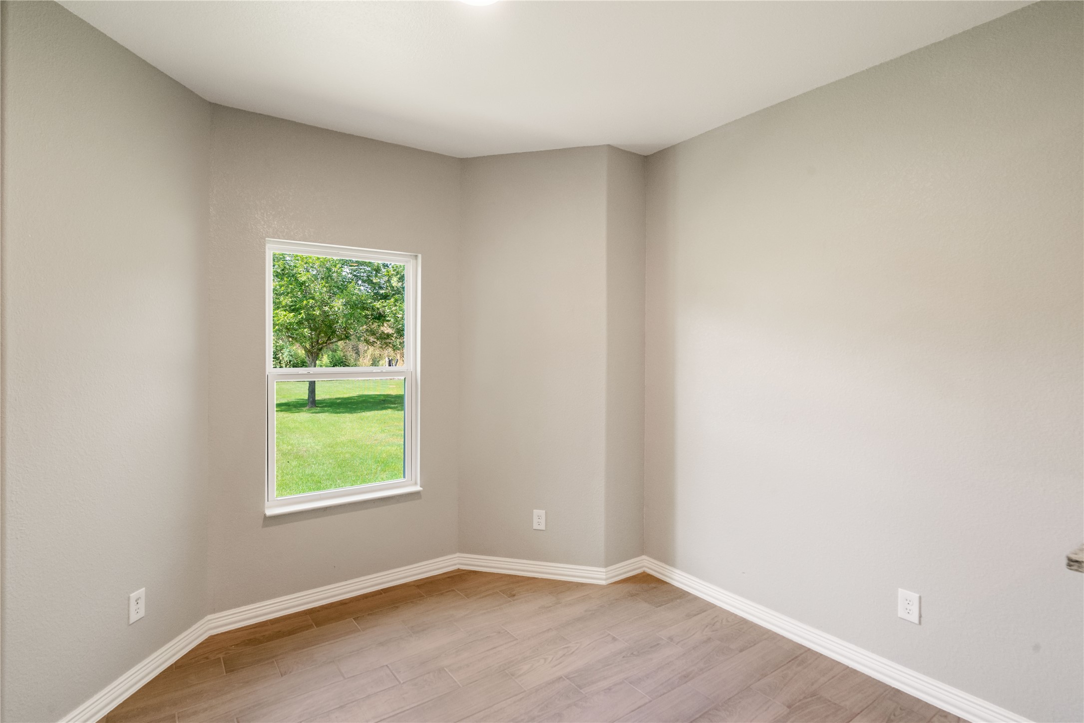 8435 Harmony Road, Unit B Houston, TX 77049 - Photo 6 of 30 Gallery Image 6