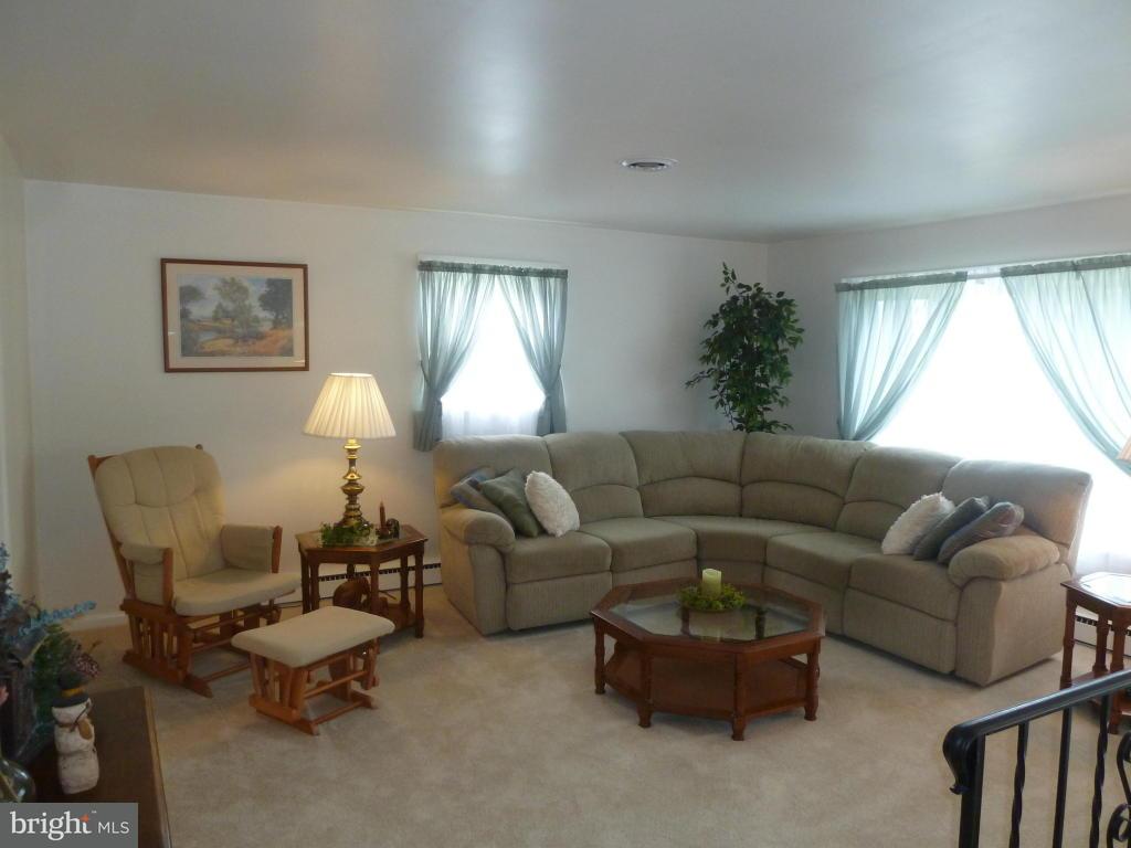 601 Letort Road Washington Boro, PA 17582 - Photo 3 of 28