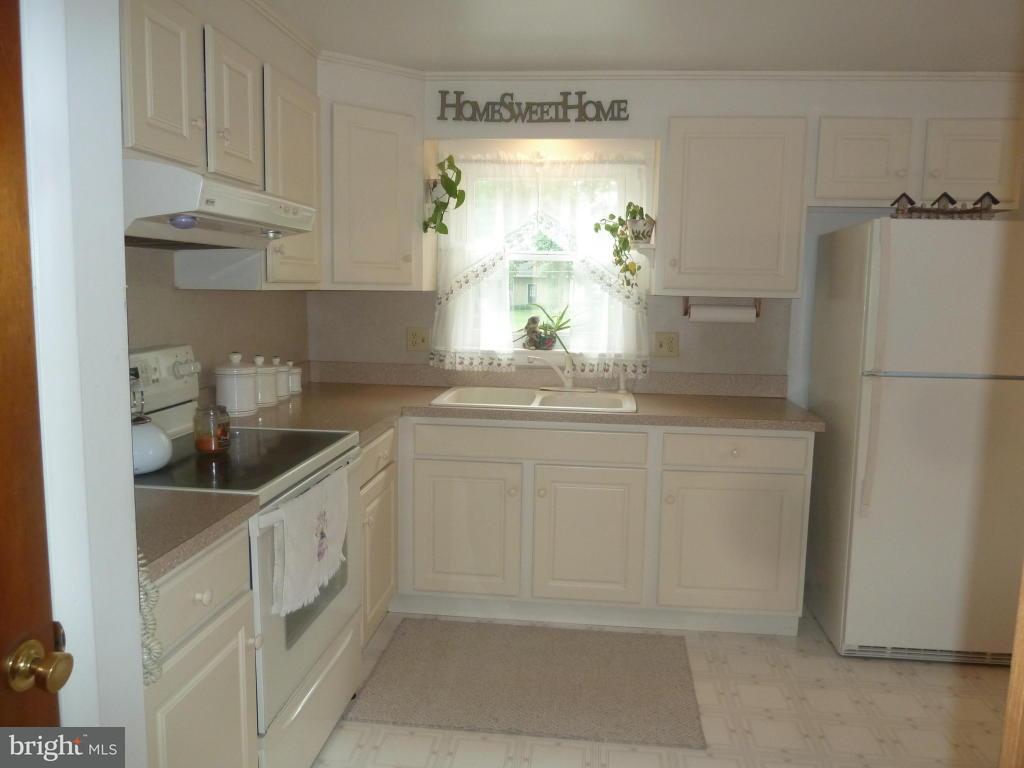 601 Letort Road Washington Boro, PA 17582 - Photo 4 of 28