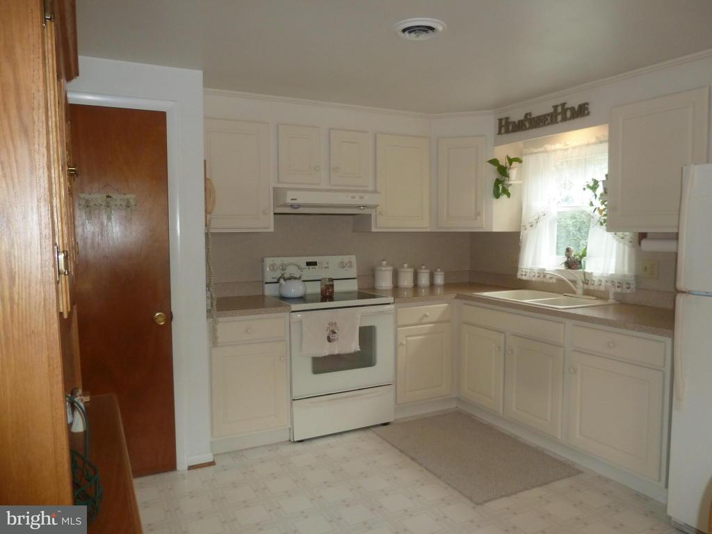 601 Letort Road Washington Boro, PA 17582 - Photo 6 of 28